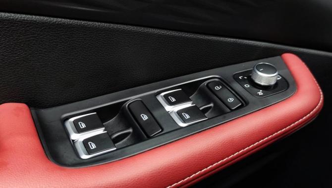 Geely Coolray I Рестайлинг с пробегом 2024 года, цена 2 230 000 рублей, 11964 км, внедорожник, Автокод Объявления