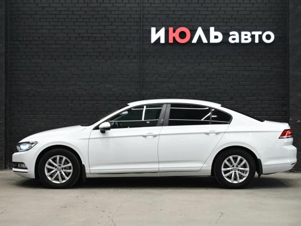 Volkswagen Passat B8 с пробегом 2015 года, цена 1 850 000 рублей, 150636 км, седан, Автокод Объявления