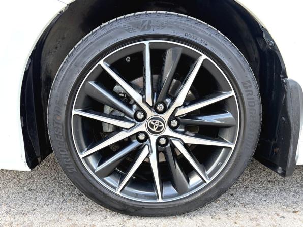 Toyota Camry VIII (XV70) Рестайлинг с пробегом 2021 года, цена 3 750 000 рублей, 56613 км, седан, Автокод Объявления