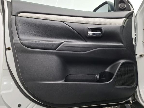 Mitsubishi Outlander III с пробегом 2012 года, цена 1 199 000 рублей, 221744 км, внедорожник, Автокод Объявления