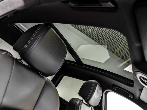 Porsche Macan I Рестайлинг 2 с пробегом 2022 года, цена 6 395 000 рублей, 43860 км, внедорожник, Автокод Объявления