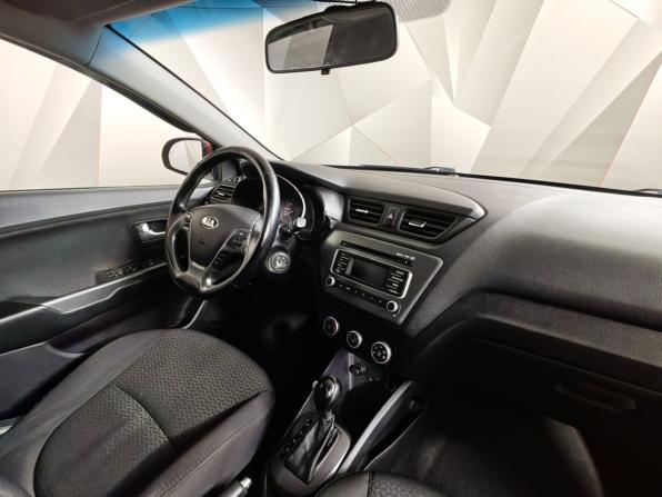 Kia Rio III Рестайлинг с пробегом 2015 года, цена 961 000 рублей, 127394 км, хэтчбек, Автокод Объявления