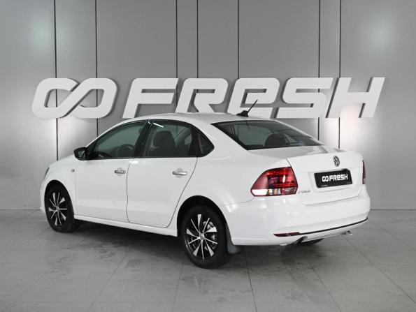 Volkswagen Polo V Рестайлинг с пробегом 2018 года, цена 1 390 000 рублей, 111278 км, седан, Автокод Объявления
