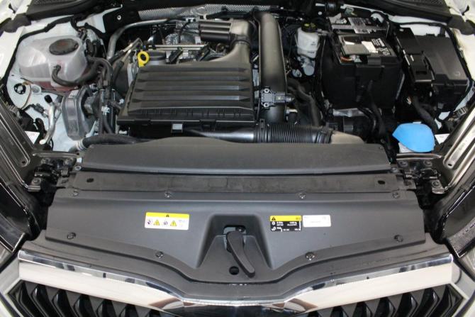 Skoda Octavia IV (A8) с пробегом 2021 года, цена 2 399 000 рублей, 27650 км, лифтбек, Автокод Объявления