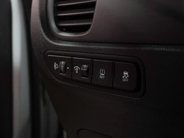 Kia Rio IV Рестайлинг с пробегом 2020 года, цена 1 399 000 рублей, 162498 км, хэтчбек, Автокод Объявления