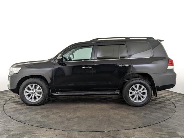 Toyota Land Cruiser 200 Series Рестайлинг 2 с пробегом 2020 года, цена 8 800 000 рублей, 51479 км, внедорожник, Автокод Объявления