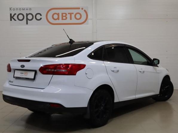 Ford Focus III Рестайлинг с пробегом 2017 года, цена 882 700 рублей, 168073 км, седан, Автокод Объявления