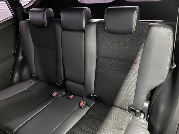 Toyota RAV4 IV (XA40) Рестайлинг с пробегом 2016 года, цена 1 680 000 рублей, 174819 км, внедорожник, Автокод Объявления