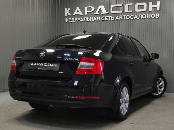 Skoda Octavia III (A7) Рестайлинг с пробегом 2019 года, цена 1 590 000 рублей, 151603 км, лифтбек, Автокод Объявления