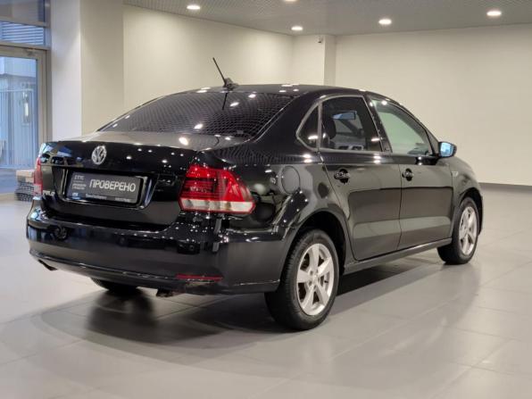 Volkswagen Polo V Рестайлинг с пробегом 2017 года, цена 1 217 000 рублей, 108103 км, седан, Автокод Объявления