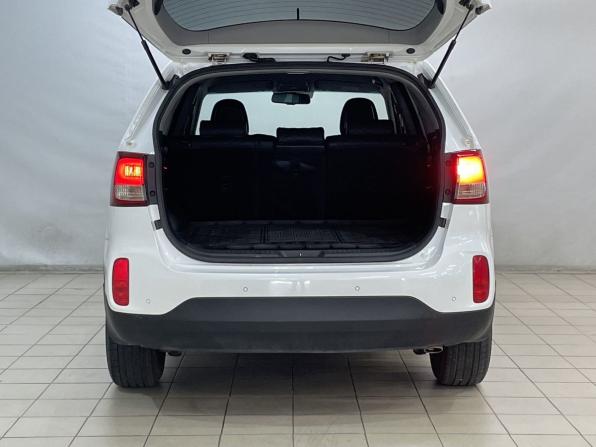 Kia Sorento II Рестайлинг с пробегом 2017 года, цена 2 100 000 рублей, 134053 км, внедорожник, Автокод Объявления