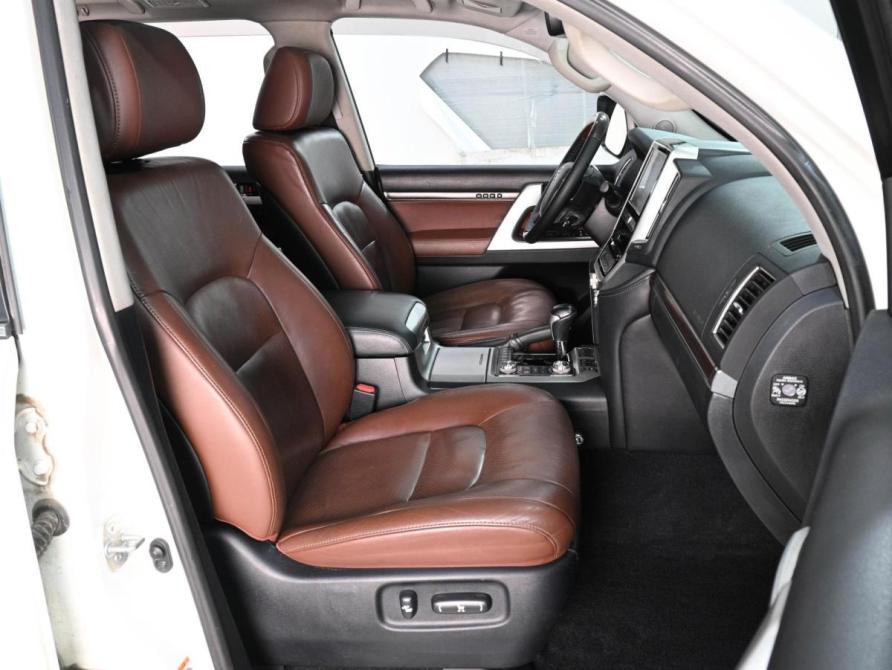 Toyota Land Cruiser 200 Series Рестайлинг 2 Ростов-на-Дону  - изображение 8