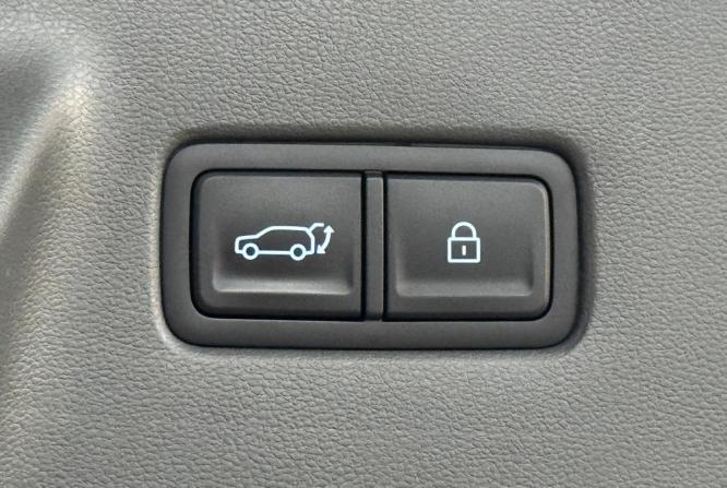 Hyundai Santa Fe V (MX5) с пробегом 2024 года, цена 4 895 000 рублей, 32920 км, внедорожник, Автокод Объявления