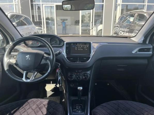 Peugeot 2008 I с пробегом 2014 года, цена 810 000 рублей, 113878 км, внедорожник, Автокод Объявления