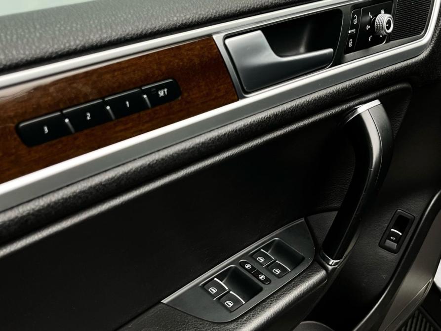 Volkswagen Touareg II Рестайлинг Мурманск  - изображение 19