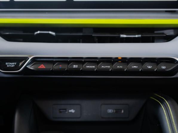 Geely Coolray I Рестайлинг с пробегом 2023 года, цена 2 090 000 рублей, 43038 км, внедорожник, Автокод Объявления