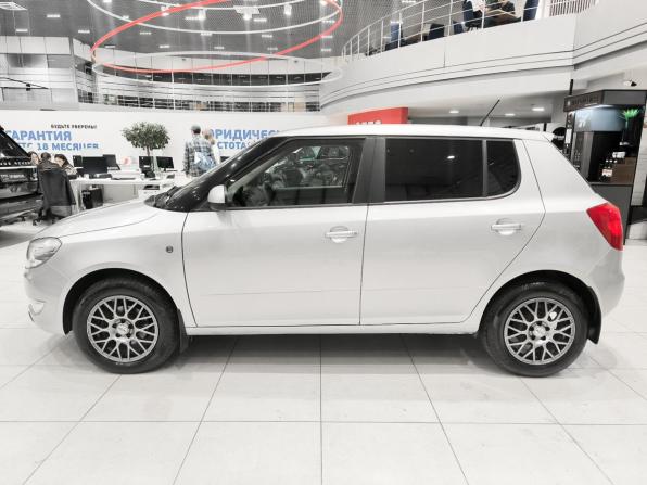 Skoda Fabia II Рестайлинг с пробегом 2013 года, цена 650 000 рублей, 118277 км, хэтчбек, Автокод Объявления