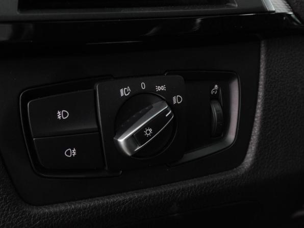 BMW 3 серии VI (F3x) Рестайлинг с пробегом 2015 года, цена 2 544 000 рублей, 64971 км, седан, Автокод Объявления