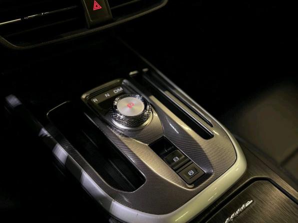 Haval Jolion I Рестайлинг с пробегом 2024 года, цена 2 260 000 рублей, 27002 км, внедорожник, Автокод Объявления