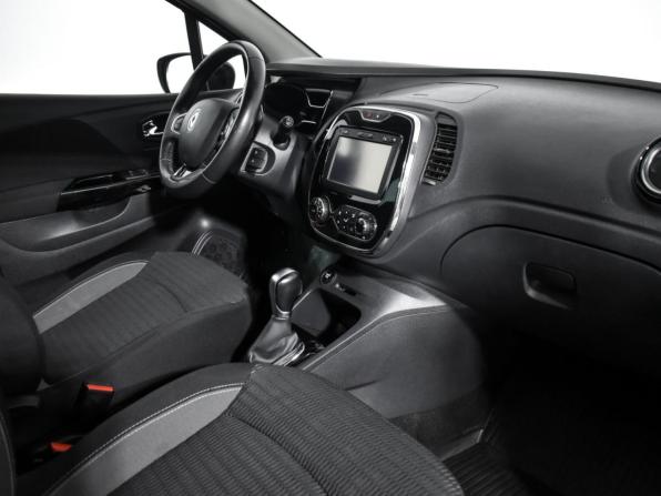 Renault Kaptur I с пробегом 2017 года, цена 1 485 000 рублей, 114479 км, внедорожник, Автокод Объявления