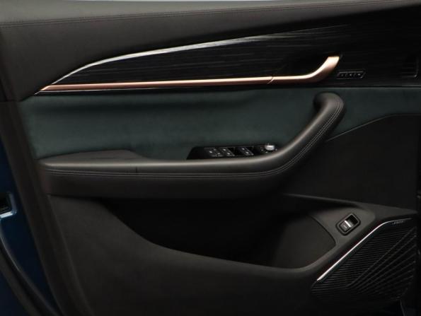 Geely Monjaro I с пробегом 2023 года, цена 3 069 000 рублей, 35830 км, внедорожник, Автокод Объявления