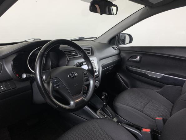 Kia Rio IV с пробегом 2017 года, цена 1 299 000 рублей, 96870 км, седан, Автокод Объявления
