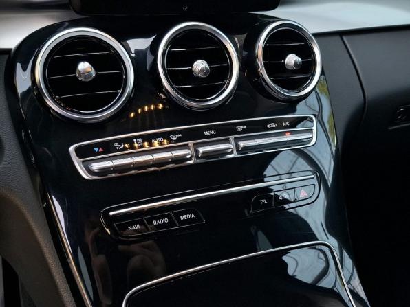 Mercedes-Benz C-Класс IV (W205) с пробегом 2018 года, цена 2 390 000 рублей, 75000 км, седан, Автокод Объявления