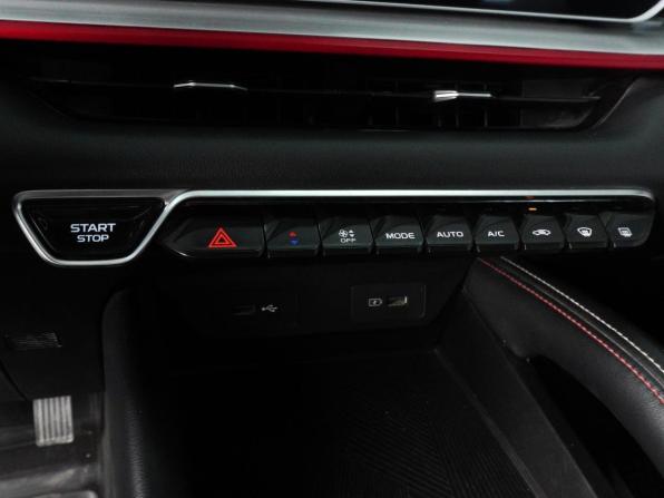 Geely Coolray I Рестайлинг с пробегом 2023 года, цена 2 130 000 рублей, 38005 км, внедорожник, Автокод Объявления