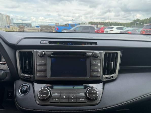 Toyota RAV4 IV (XA40) с пробегом 2013 года, цена 1 695 000 рублей, 243510 км, внедорожник, Автокод Объявления