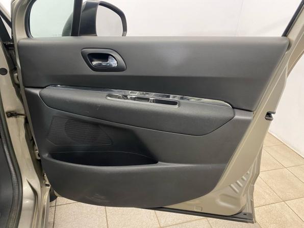 Peugeot 3008 I с пробегом 2011 года, цена 699 000 рублей, 217000 км, внедорожник, Автокод Объявления