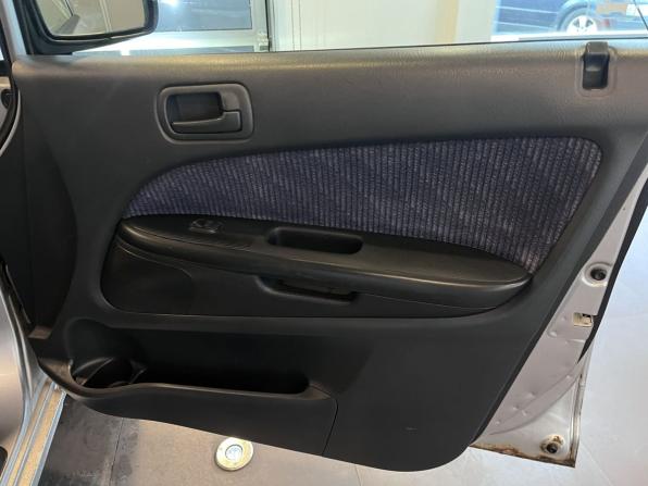Honda Stream I с пробегом 2001 года, цена 300 000 рублей, 322631 км, компактвэн, Автокод Объявления