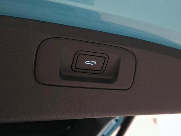 Geely Coolray I Рестайлинг с пробегом 2024 года, цена 2 198 000 рублей, 22742 км, внедорожник, Автокод Объявления