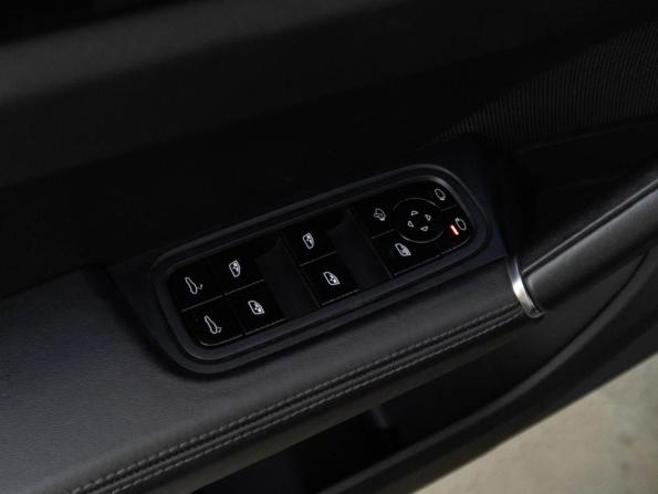 Porsche Cayenne III с пробегом 2017 года, цена 5 429 000 рублей, 127199 км, внедорожник, Автокод Объявления