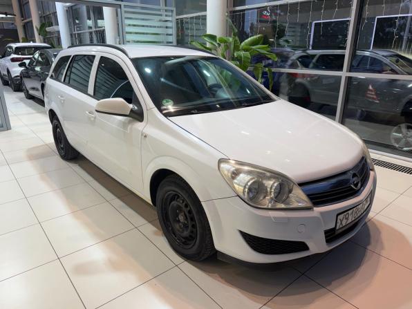 Opel Astra H Рестайлинг с пробегом 2008 года, цена 600 000 рублей, 350000 км, универсал, Автокод Объявления