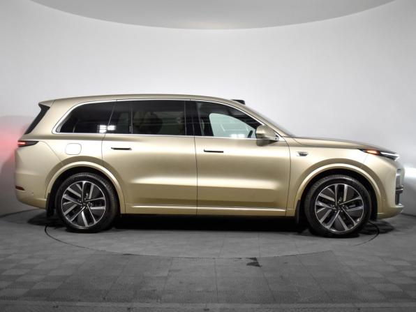 Li Auto (Lixiang) L9 I с пробегом 2022 года, цена 6 370 000 рублей, 35084 км, внедорожник, Автокод Объявления