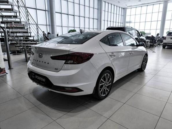 Hyundai Elantra VI (AD) Рестайлинг с пробегом 2019 года, цена 1 850 000 рублей, 60885 км, седан, Автокод Объявления