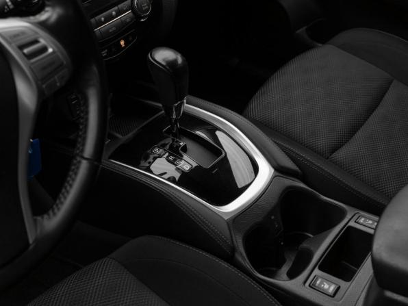 Nissan Qashqai II с пробегом 2017 года, цена 1 640 000 рублей, 126114 км, внедорожник, Автокод Объявления