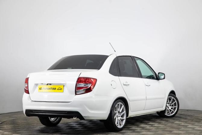 Lada (ВАЗ) Granta I Рестайлинг с пробегом 2019 года, цена 899 000 рублей, 156000 км, седан, Автокод Объявления