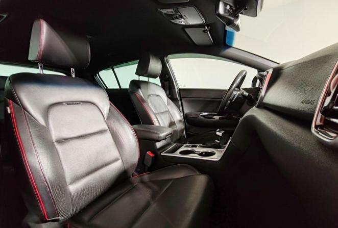 Kia Sportage IV Рестайлинг с пробегом 2018 года, цена 2 190 000 рублей, 123773 км, внедорожник, Автокод Объявления