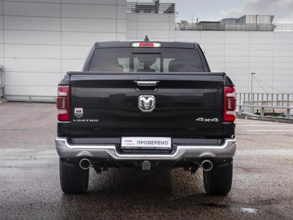 Ram 1500 V с пробегом 2018 года, цена 5 700 000 рублей, 117527 км, offers.body_type.unknown, Автокод Объявления