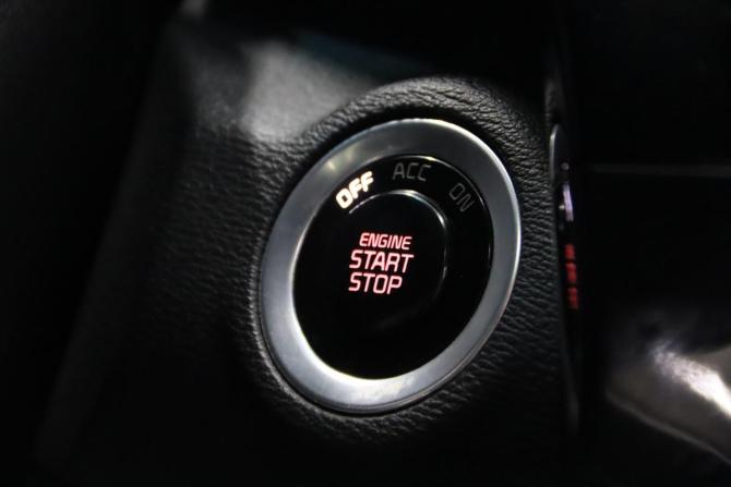 Kia Quoris I с пробегом 2013 года, цена 1 555 550 рублей, 181757 км, седан, Автокод Объявления
