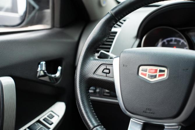Geely Emgrand X7 I Рестайлинг с пробегом 2016 года, цена 629 000 рублей, 113700 км, внедорожник, Автокод Объявления