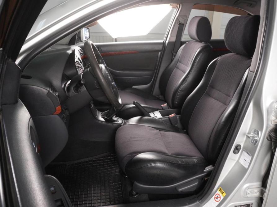 Toyota Avensis II Рестайлинг Минеральные Воды  - изображение 10