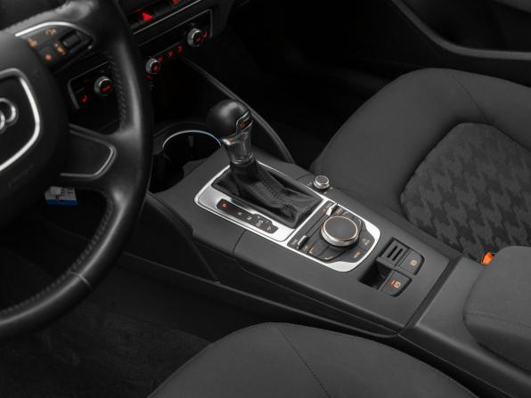 Audi A3 III (8V) с пробегом 2013 года, цена 1 340 000 рублей, 158682 км, хэтчбек, Автокод Объявления