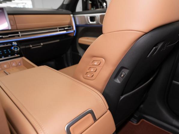 Hyundai Santa Fe V (MX5) с пробегом 2025 года, цена 5 450 000 рублей, 11219 км, внедорожник, Автокод Объявления