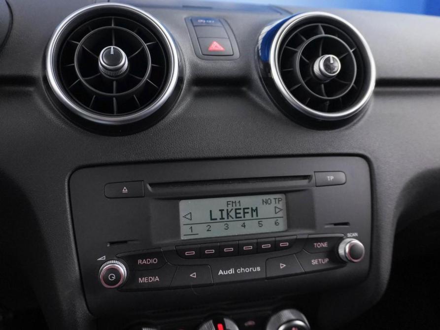Audi A1 I (8X) Москва  - изображение 11