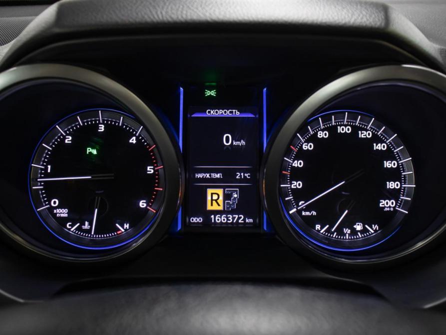 Toyota Land Cruiser Prado 150 Series Рестайлинг 1 Москва  - изображение 13