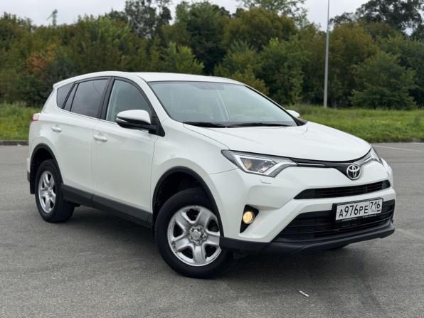 Toyota RAV4 IV (XA40) Рестайлинг с пробегом 2018 года, цена 2 200 000 рублей, 145000 км, внедорожник, Автокод Объявления