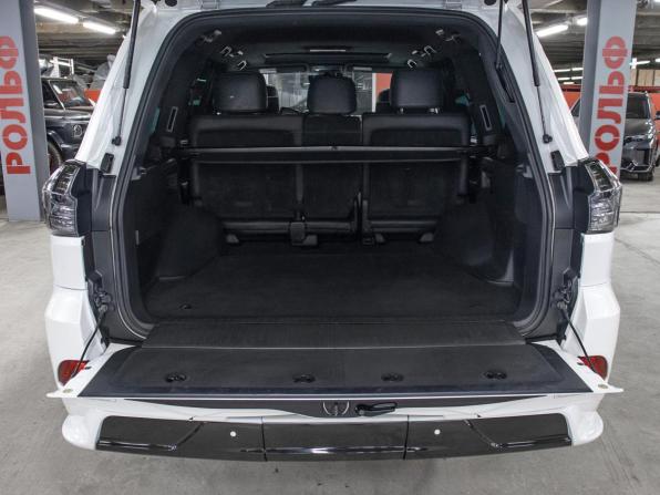 Lexus LX III Рестайлинг 2 с пробегом 2019 года, цена 9 150 000 рублей, 121105 км, внедорожник, Автокод Объявления