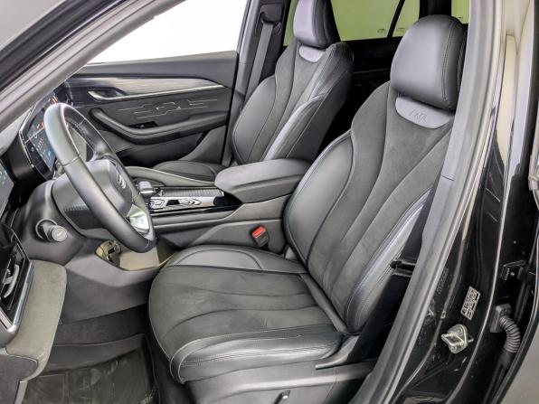Geely Monjaro I Рестайлинг с пробегом 2024 года, цена 3 775 000 рублей, 23011 км, внедорожник, Автокод Объявления